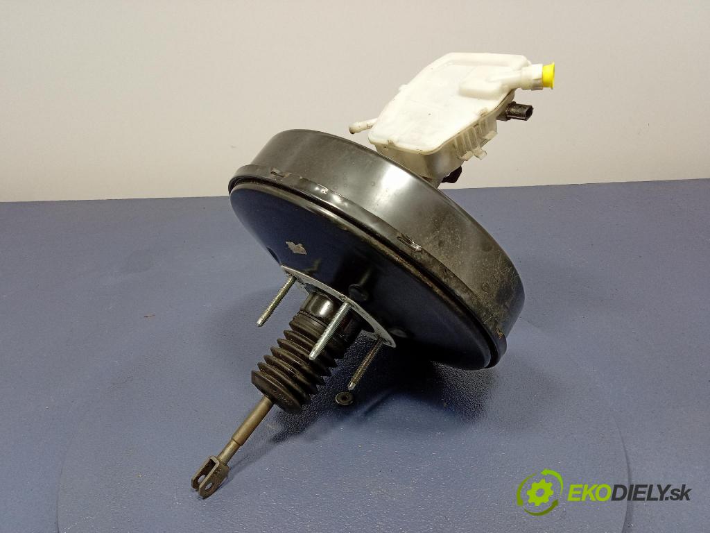 Opel Vivaro 2015 servo Brzdní: 472108729R