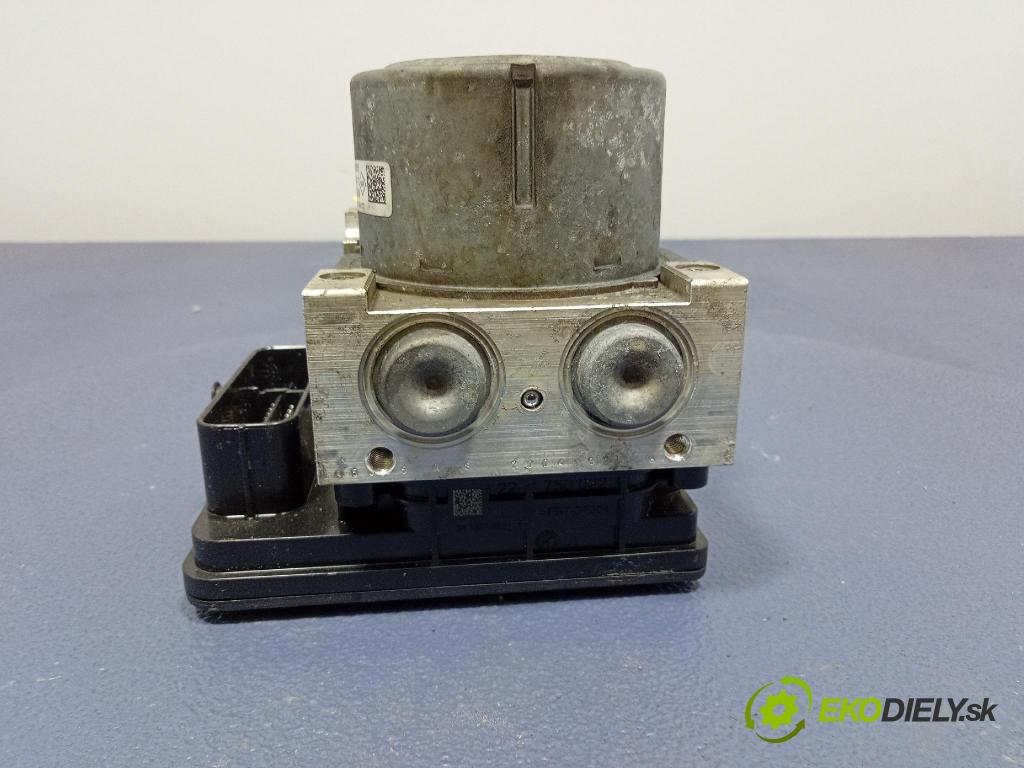 Opel Vivaro 2015 čerpadlo ABS x 476607609R