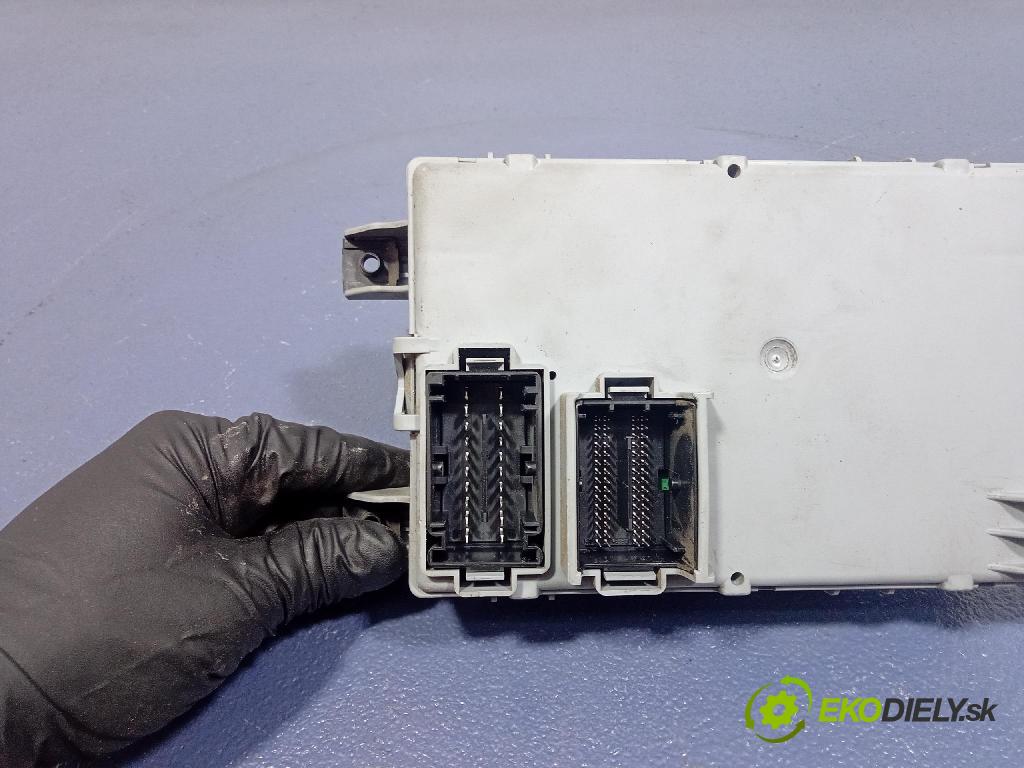 Fiat Punto van 2009 riadiaca jednotka Motor: 51847330