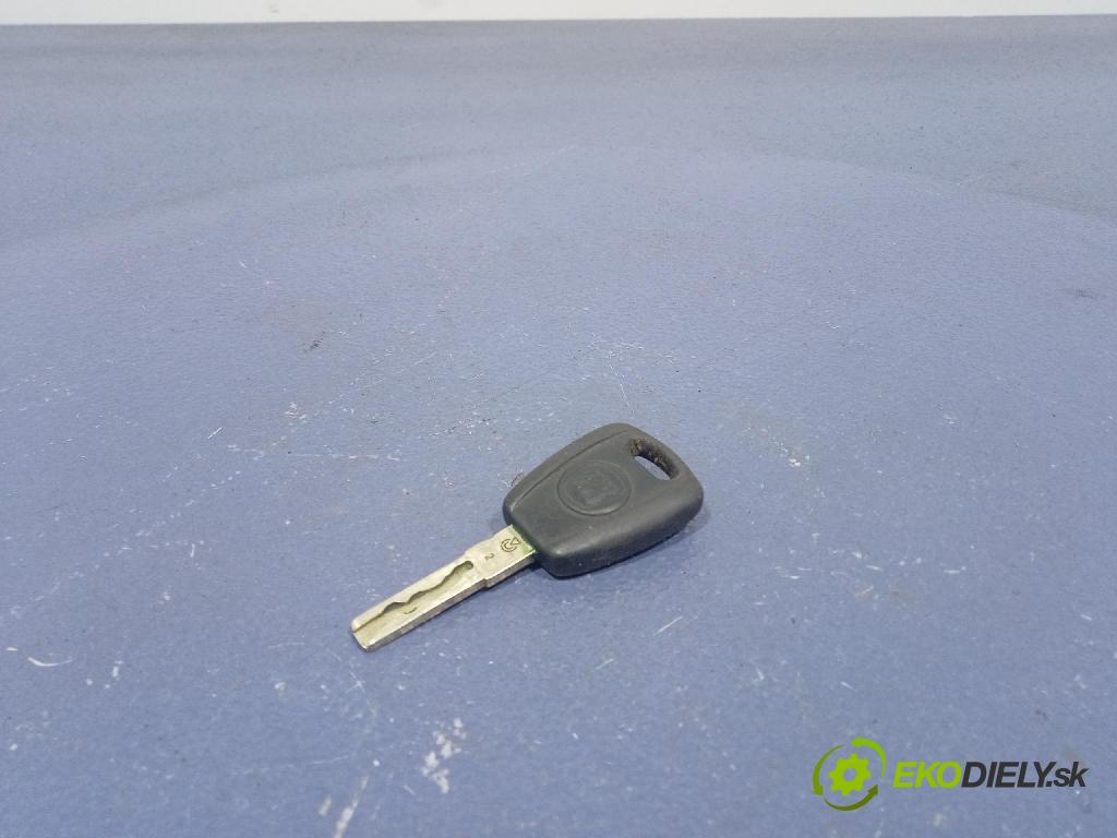 Fiat Punto van 2009 řídící jednotka Motor: 51847330