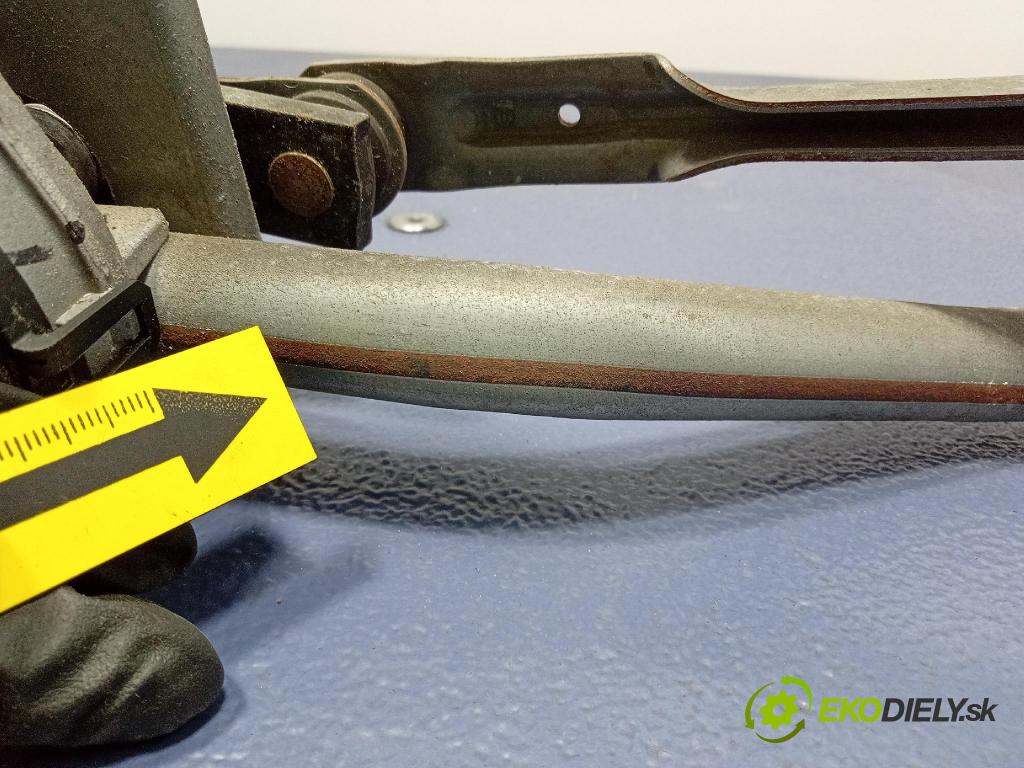 Opel Vivaro 2015 mechanismus motorek Stěrače: před 0390243508