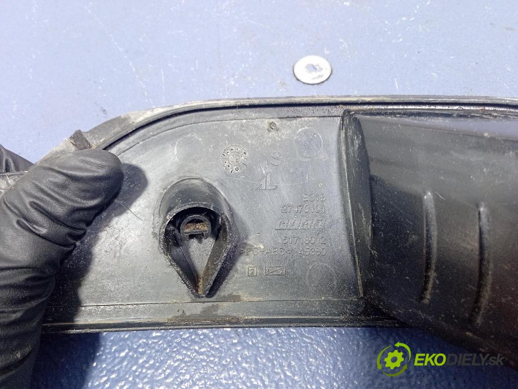 Fiat Punto van 2009 Späť: 517180120