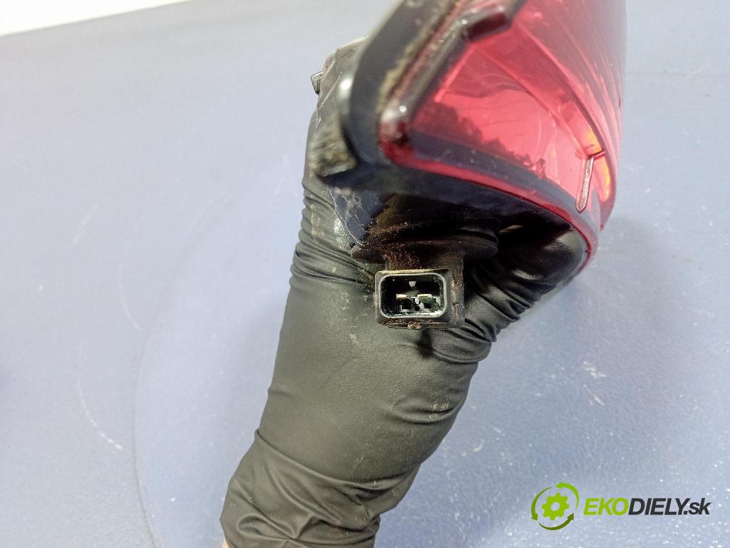 Fiat Punto van 2009 Späť: 517180120