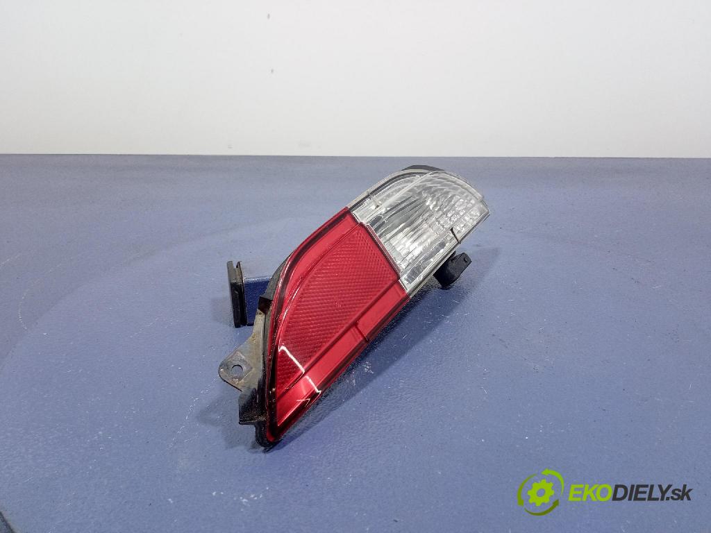 Fiat Punto van 2009 Späť: 517180110