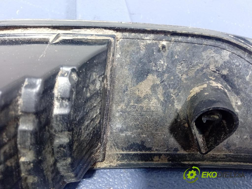 Fiat Punto van 2009 Späť: 517180110