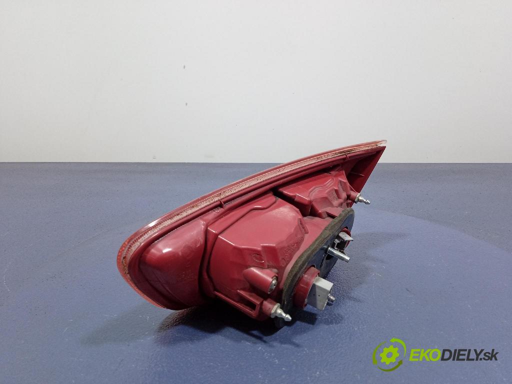 Mitsubishi Lancer 2008 svetlo / reflektor zad ľavá Vnútri: STANLEY P5614L