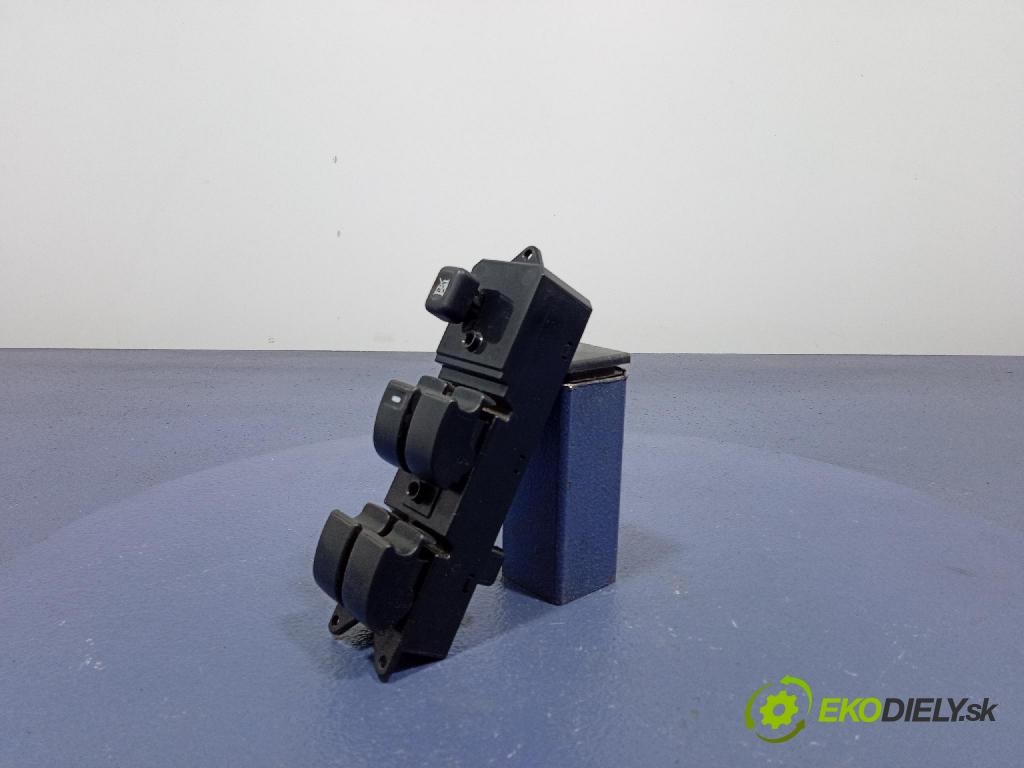 Mitsubishi Lancer 2008 prepínač Okná: 8608A176