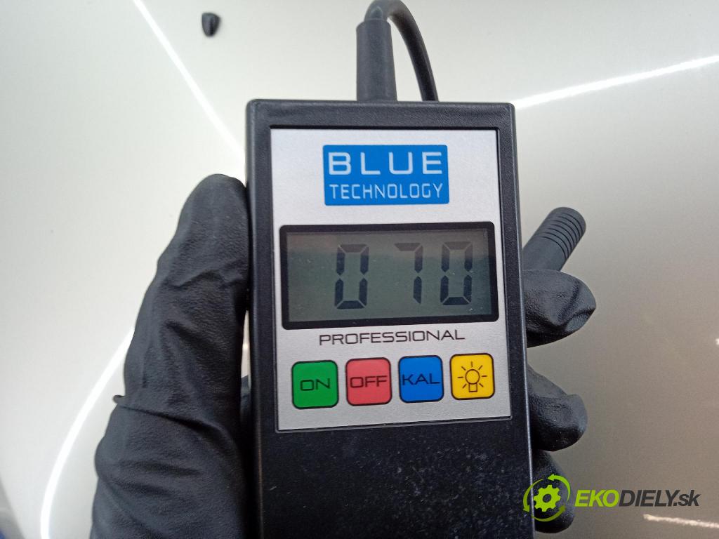 Mitsubishi Lancer 2008 kapota přední: