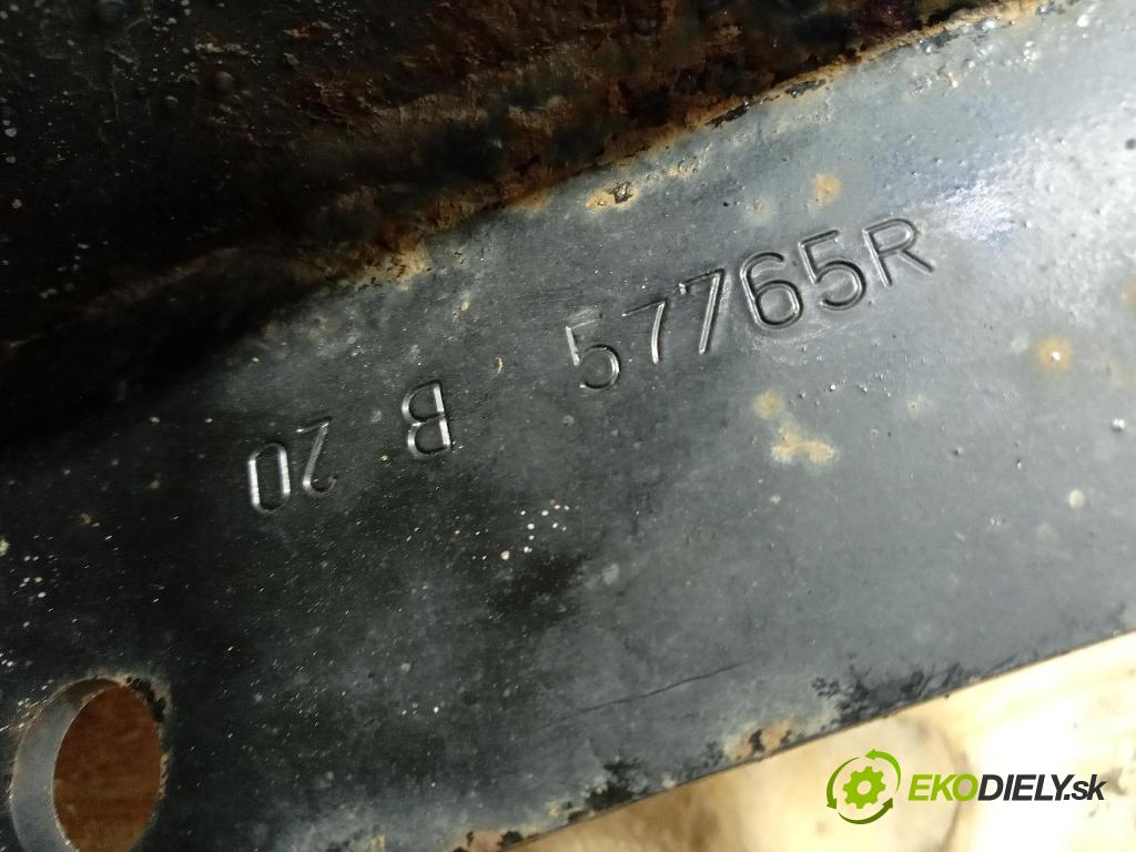 Opel Vivaro 2015 výstuha Pozastavenia: zad 93868595