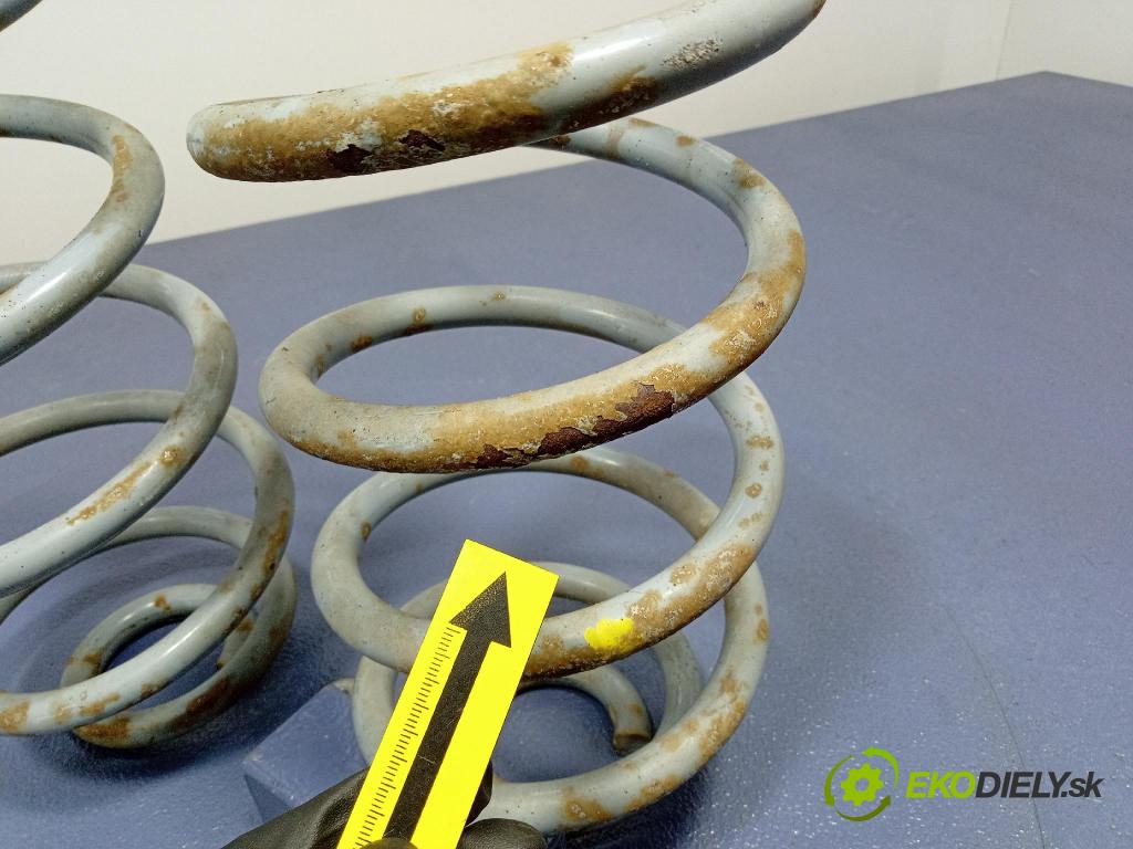 Opel Vivaro 2015 pružina zad