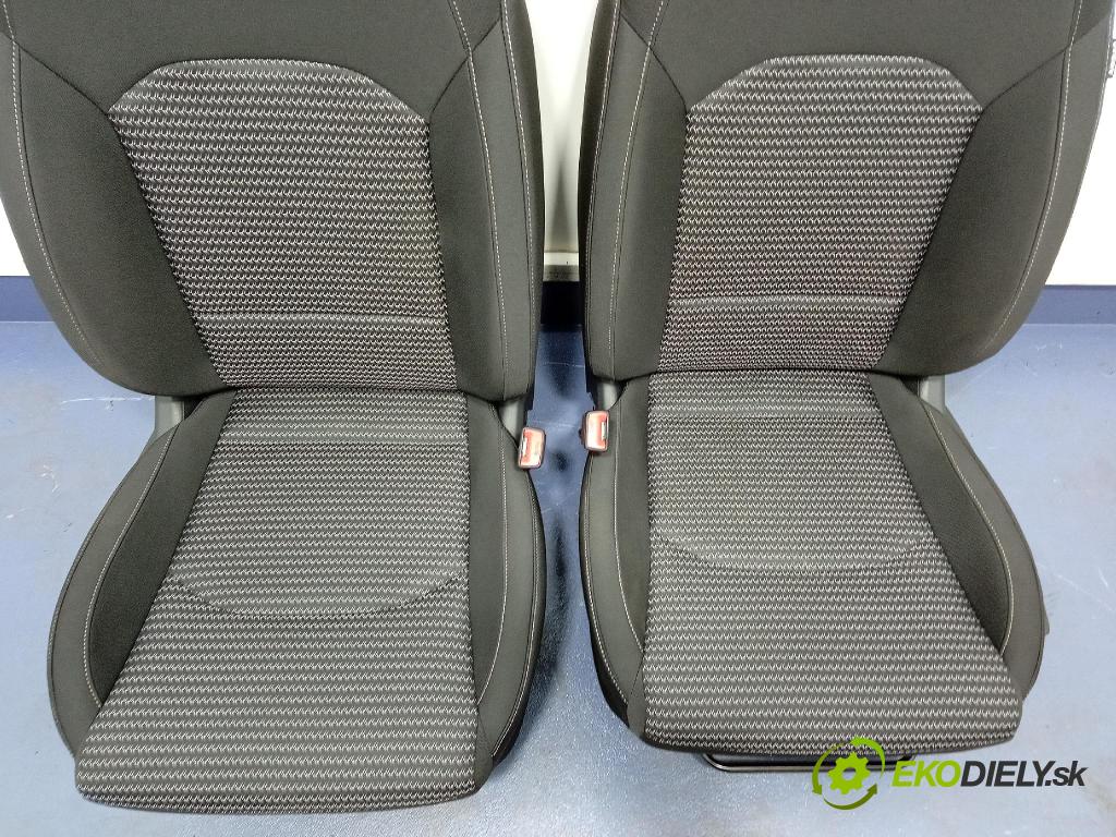 Kia Xceed 2025 sedačke: Set.: