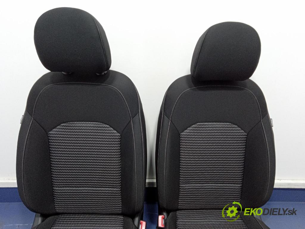 Kia Xceed 2025 sedačke: Set.: