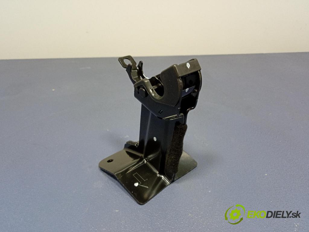 Kia Xceed 2025 sedačke: Set.: