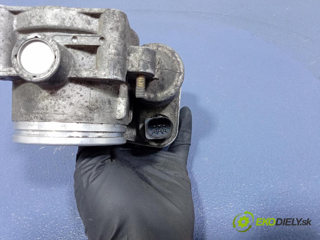 Bmw 520 2002 klapka 7502444