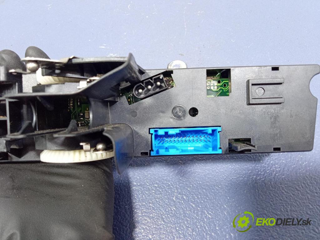 Bmw Seria 5 2002 prepínač Klimatizácia: Prúd vzduchu: