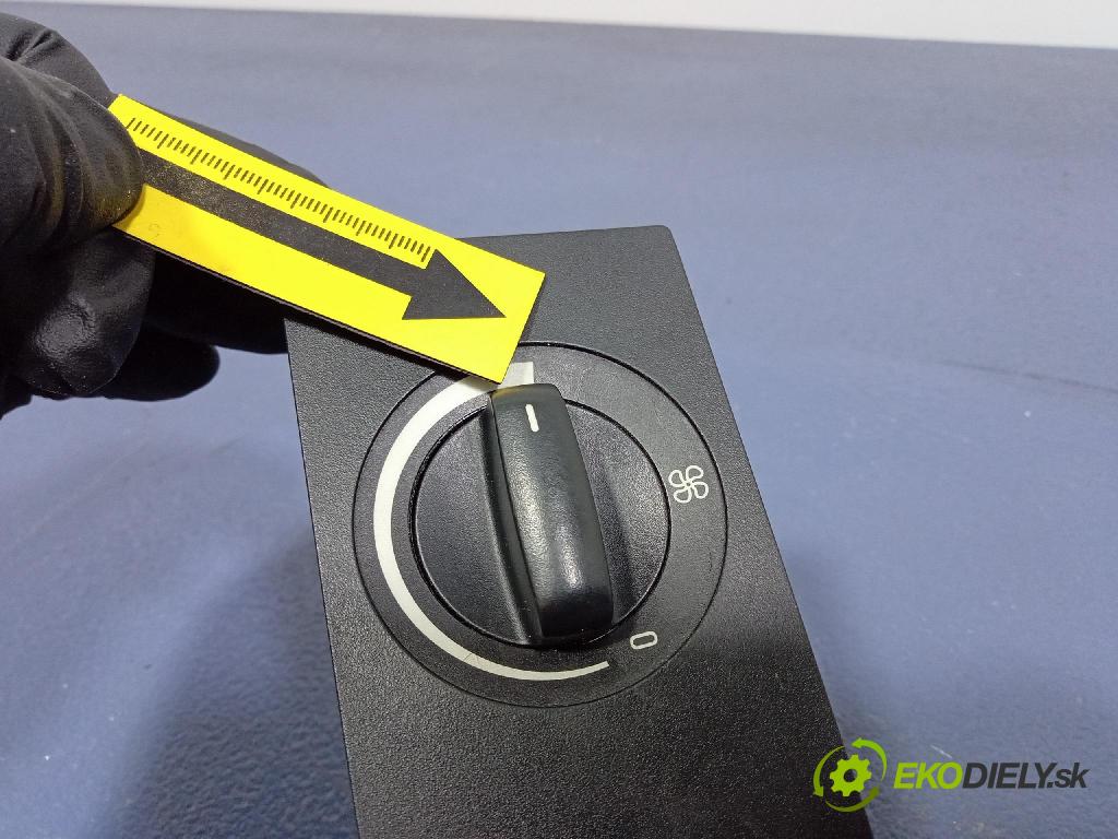 Bmw Seria 5 2002 prepínač Klimatizácia: Prúd vzduchu: 