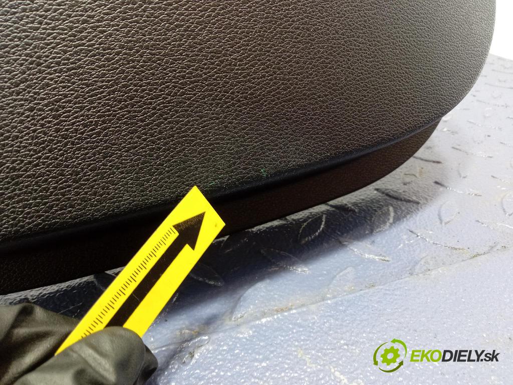 Kia Xceed 2025 Čalounictví: dvere zad ľavá 83350J7800