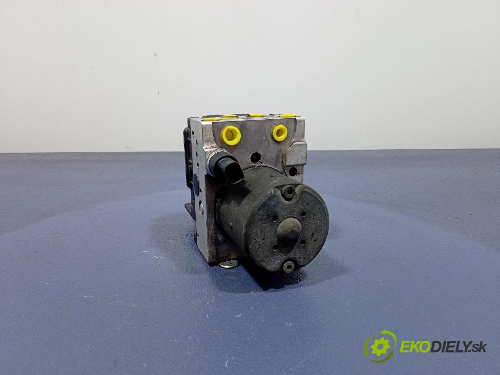 Bmw 520 2002 čerpadlo ABS x 6758969