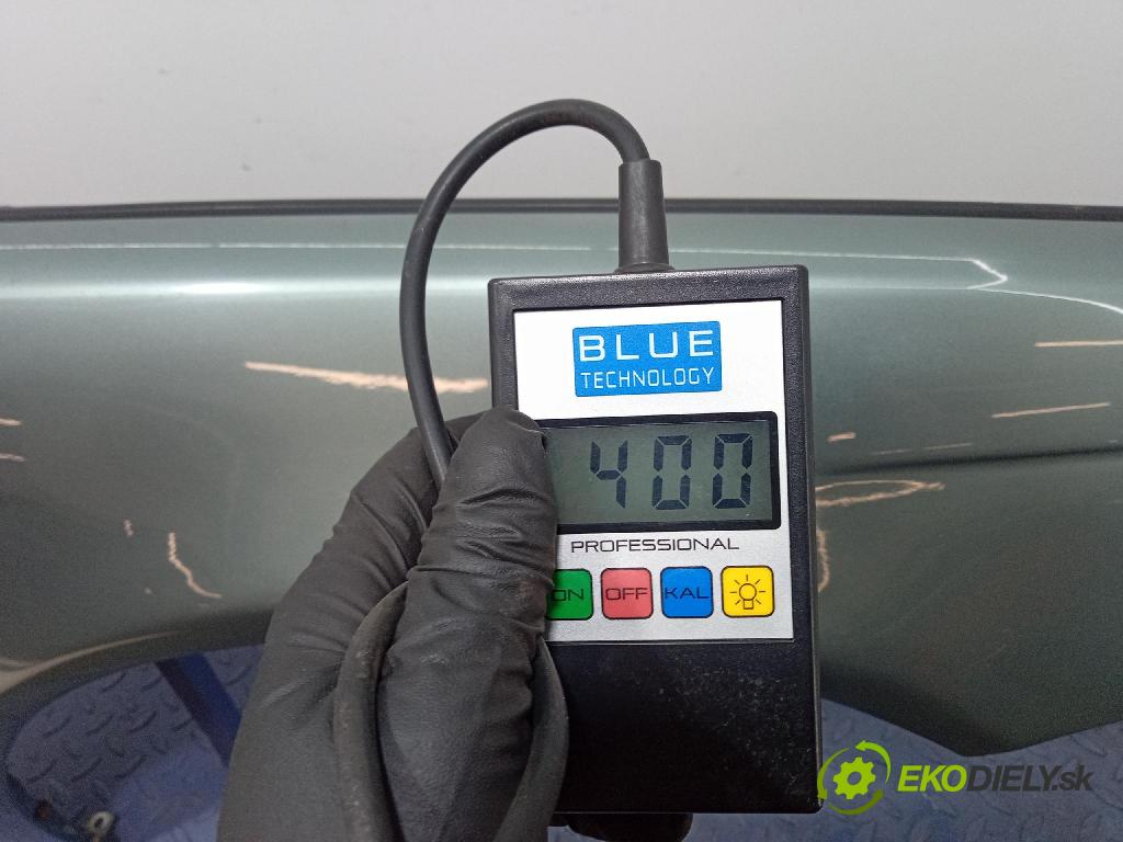 Bmw 520 2002 blatník Predné v pravo: