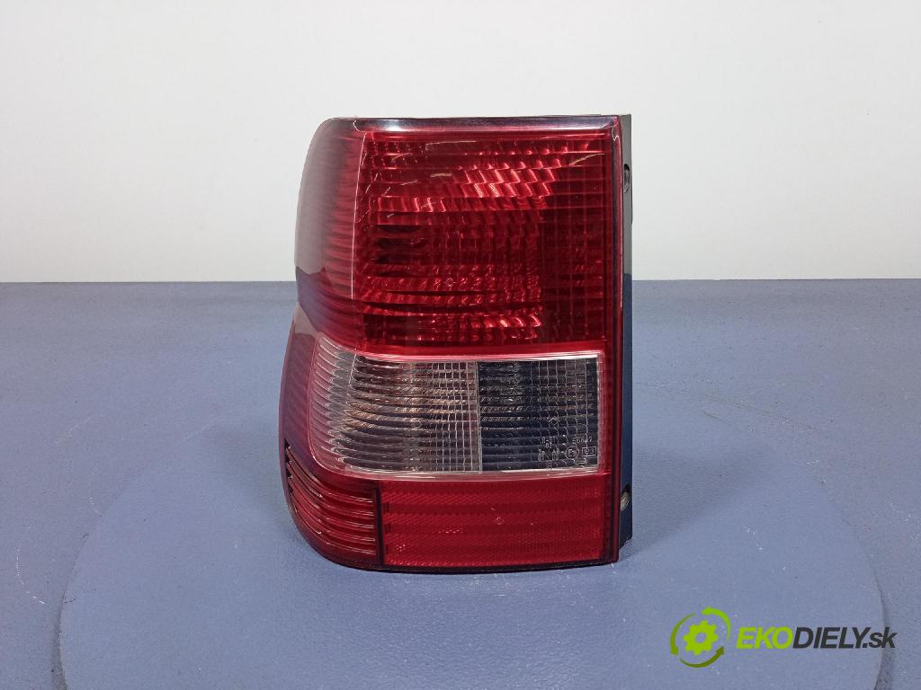 Mitsubishi Pajero 2003 svetlo / reflektor zad ľavá Vonkajsia: MR416091