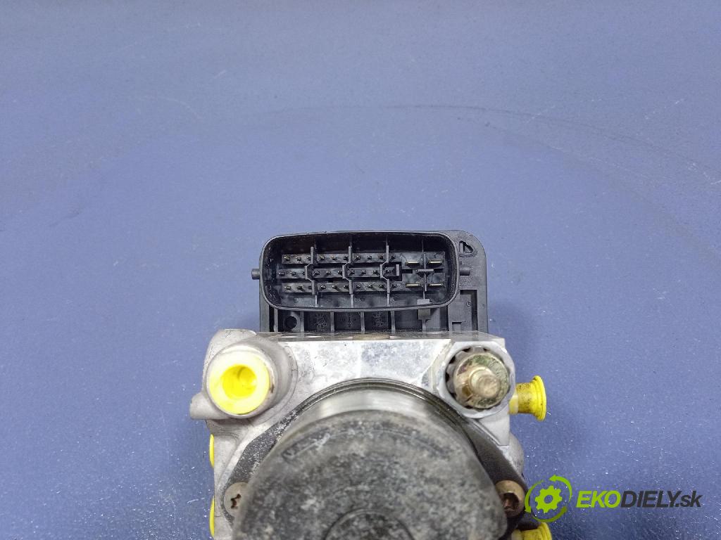 Mitsubishi Pajero 2003 čerpadlo ABS x MR527254