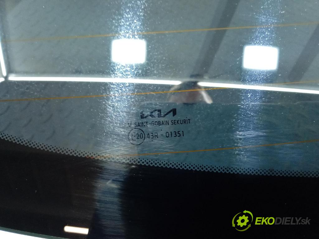 Kia Xceed 2025 zadna dveře kufra: kufra: