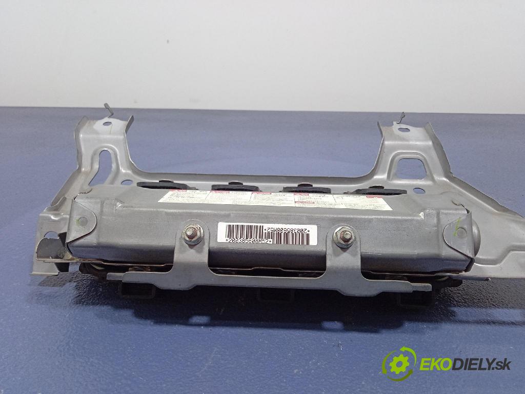 Mitsubishi Lancer 2008 Airbag: Koleno: x