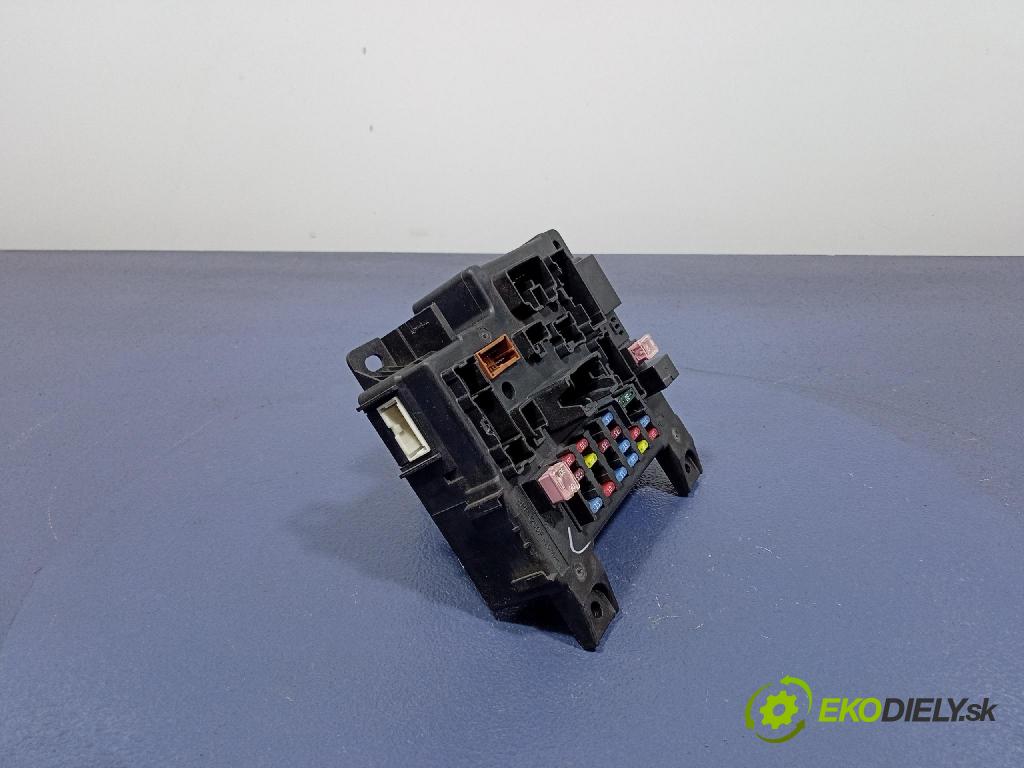 Mitsubishi Lancer 2008 skrinka Poistky: 8637A466