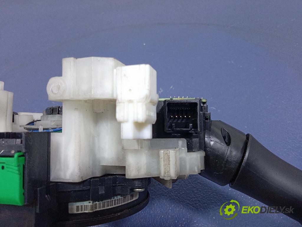 Mitsubishi Lancer 2008 prepínač Komplex: 8600A202