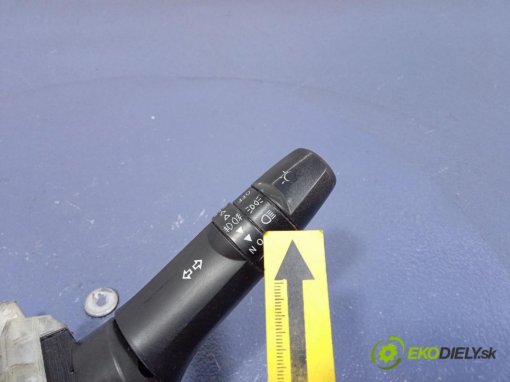 Mitsubishi Lancer 2008 Přepínač Komplex: 8600A202