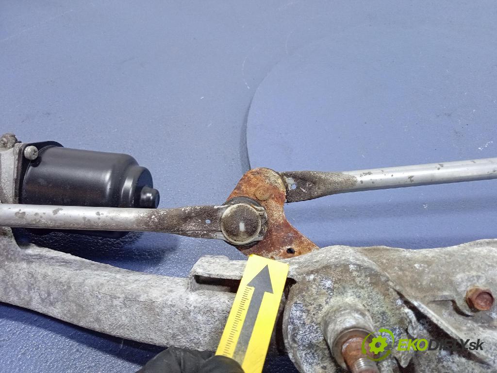 Mitsubishi Lancer 2008 mechanizmus motor: Stierače: Predné 