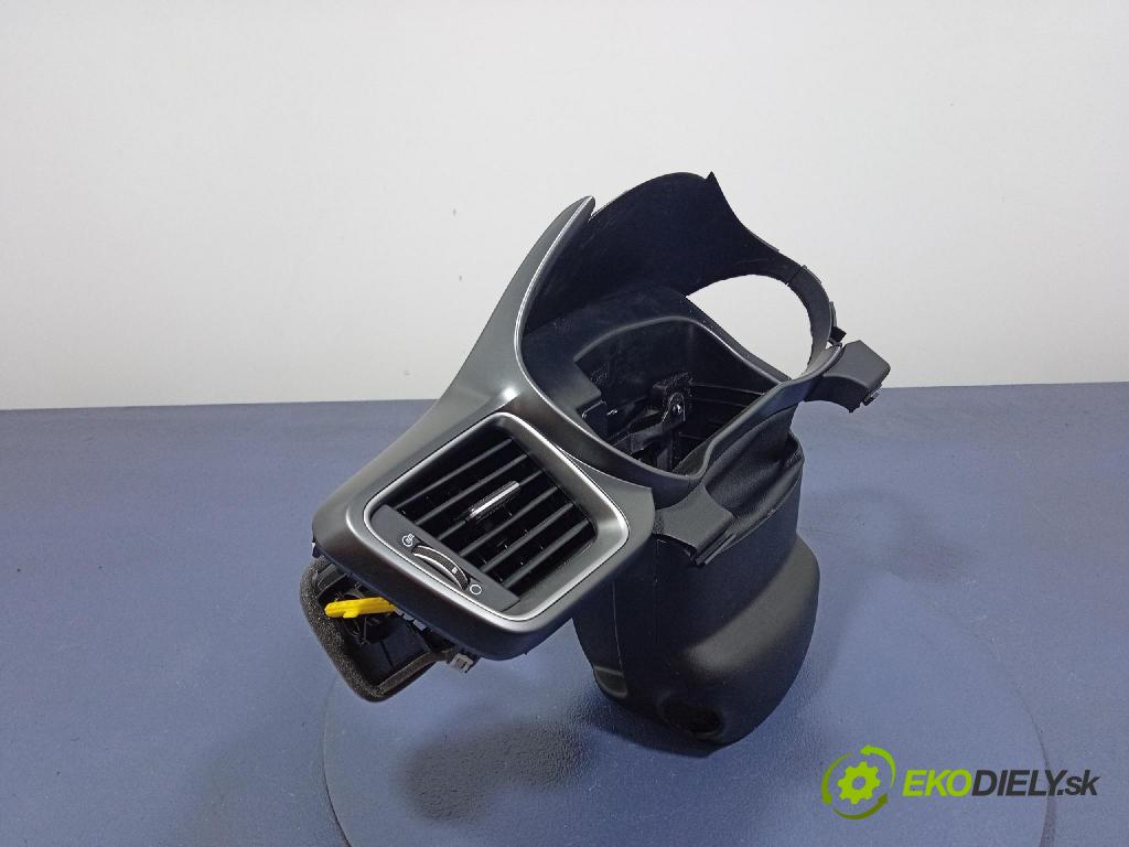 Kia Xceed 2025 kryt Plast: Interiéry: 84852-J7000