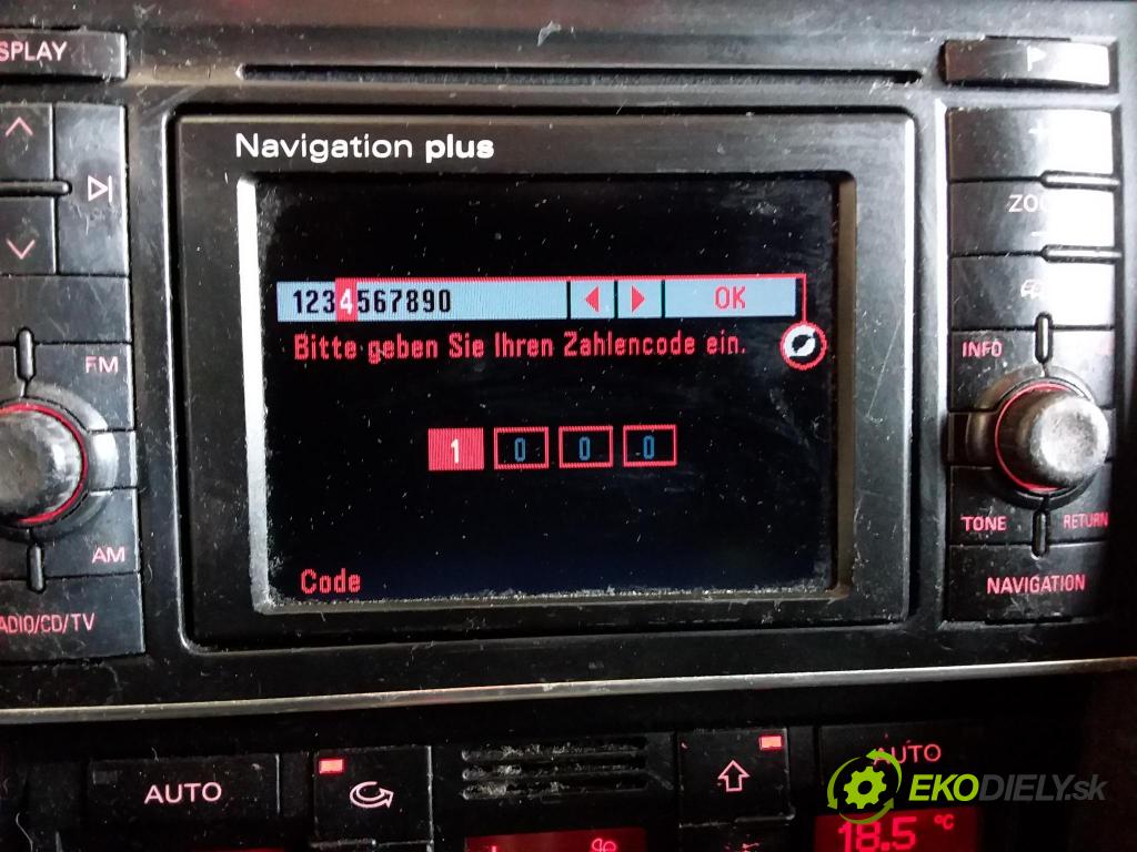 Audi A4 2001 Radio I Navigácia: 8E0035192B