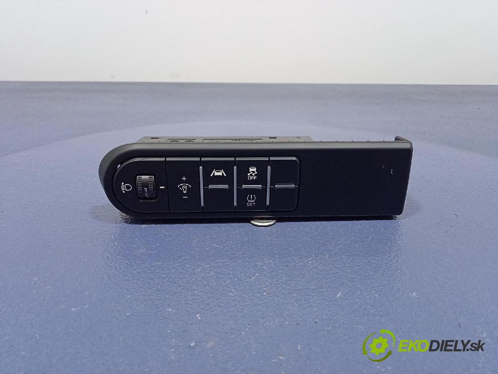Kia Xceed 2025 prepínač 93700-J721WK