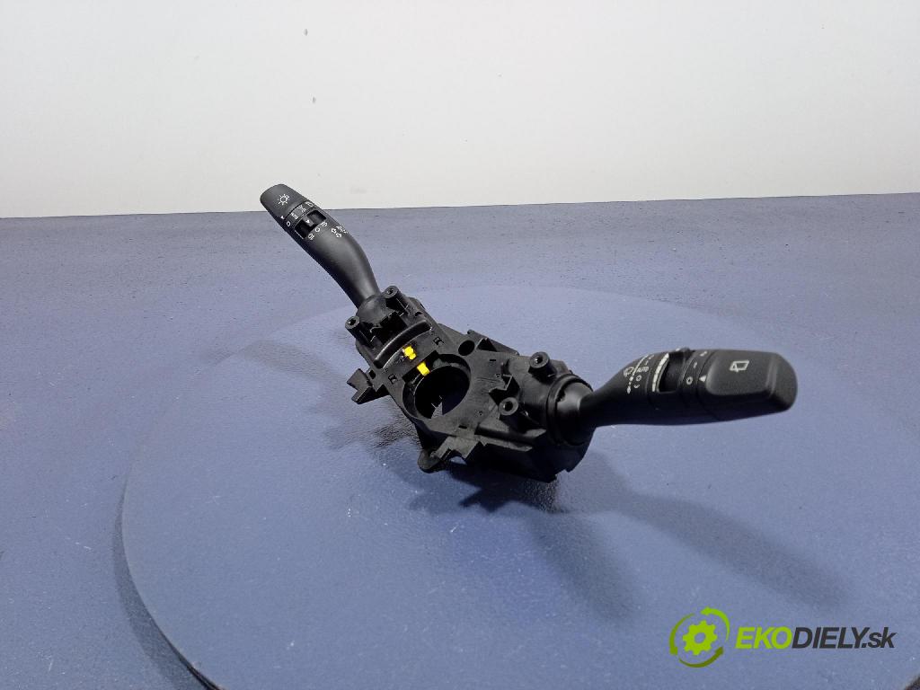 Kia Xceed 2025 prepínač Komplex: 93404J7960