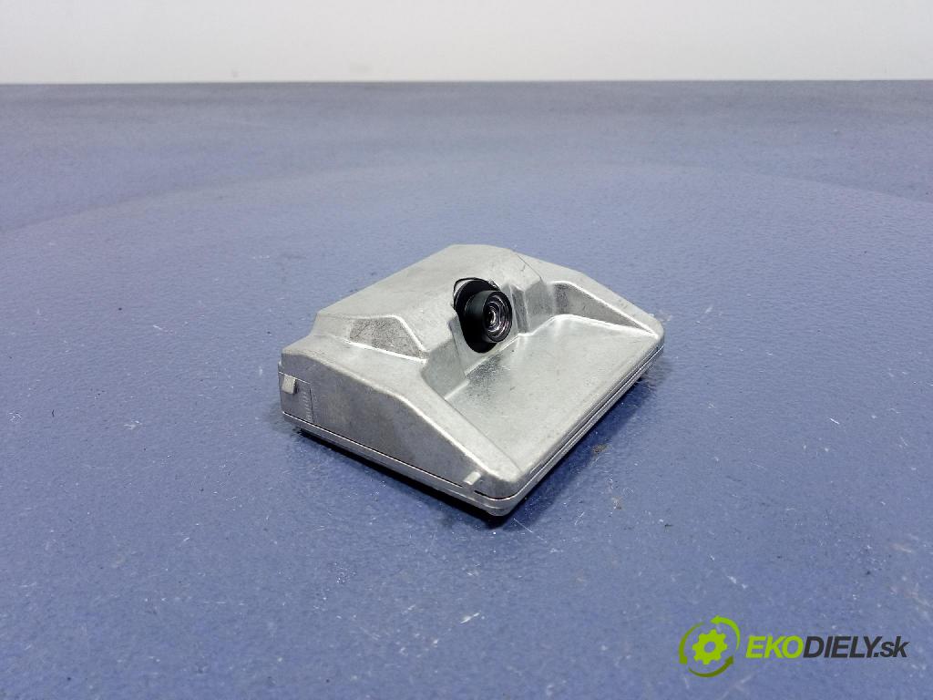 Kia Xceed 2025 Kamera 99211-J7AA0