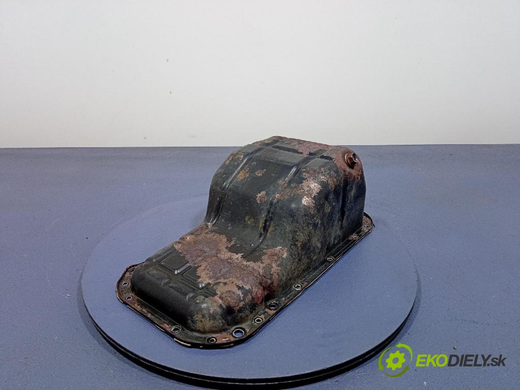 Mitsubishi Pajero 2003 vaňa Olej: