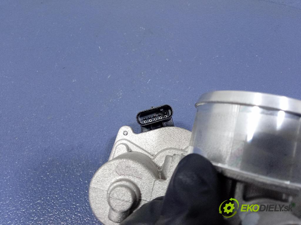 Kia Xceed 2025 klapka 35150-08200