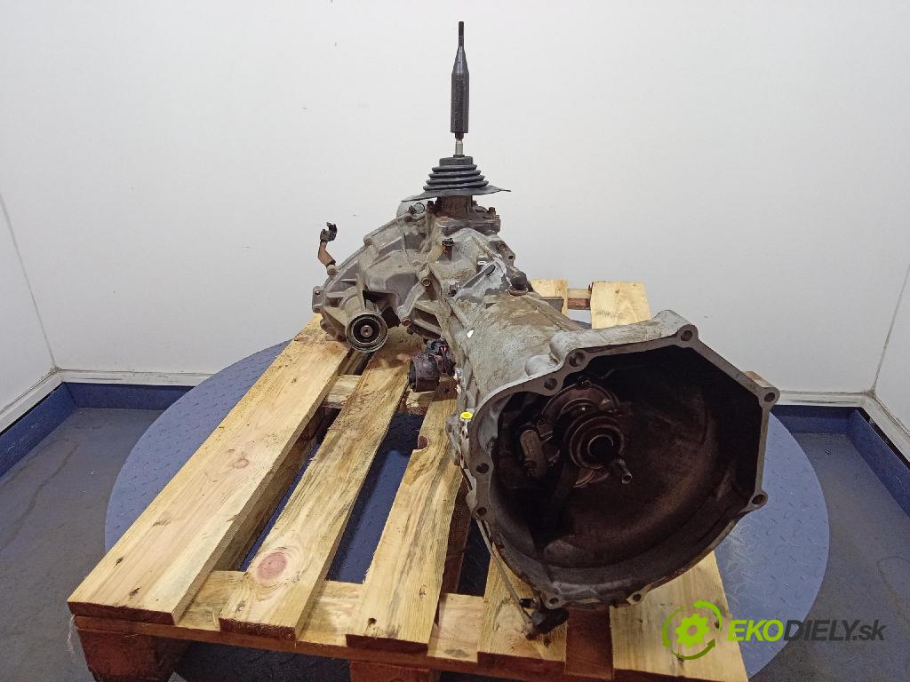 Mitsubishi Pajero 2003 prevodovka Manualna V5M21