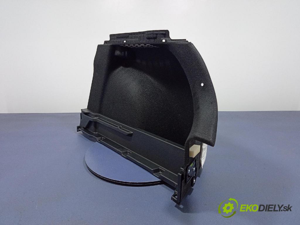 Kia Xceed 2025 Čalounictví: kufra: P85741-J7700