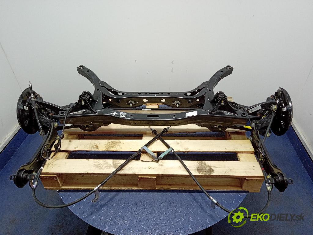 Kia Xceed 2025 výstuha Pozastavenia: zad 55410-G4AA0