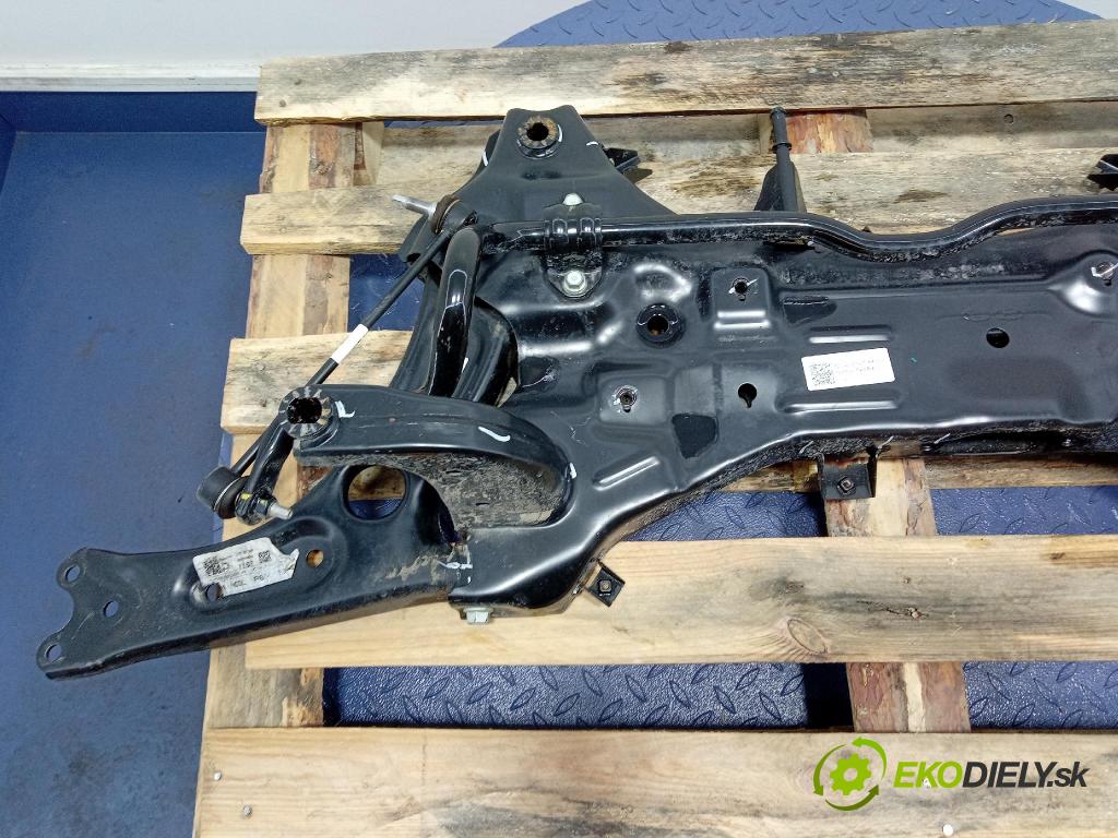 Kia Xceed 2025 Výstuha 62401G4AA0