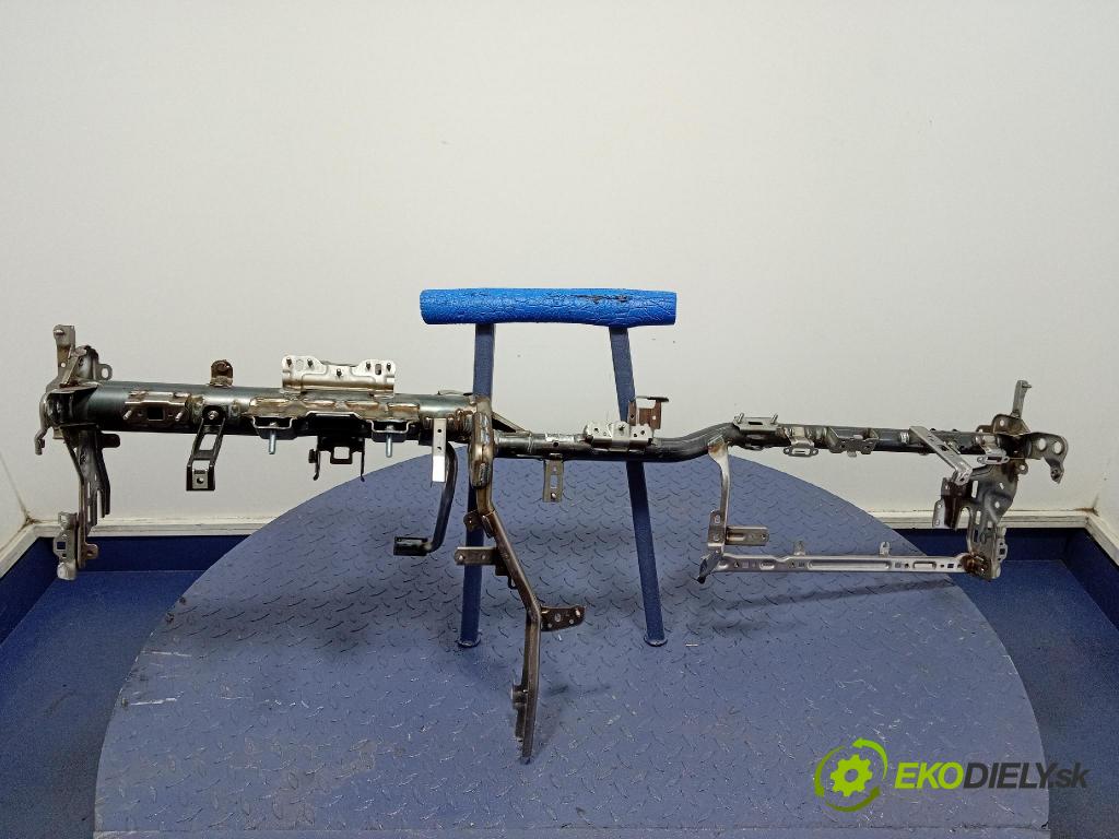 Kia Xceed 2025 kokpit,pristrojová doska 84410J7AA0