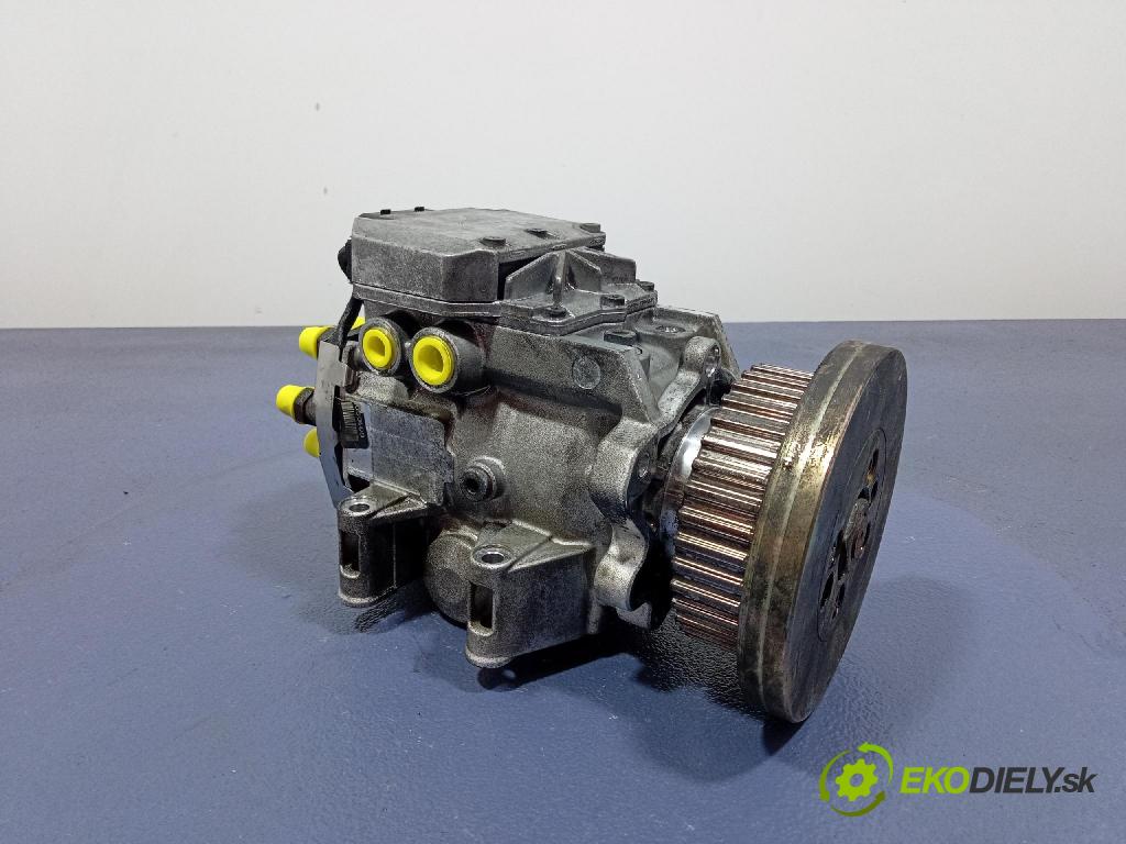 Audi A4 2001 čerpadlo Injekcia: 059130106J