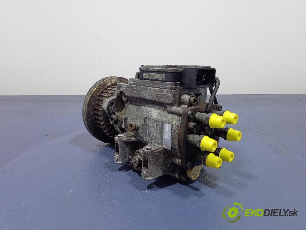 Audi A4 2001 čerpadlo Injekcia: 059130106J