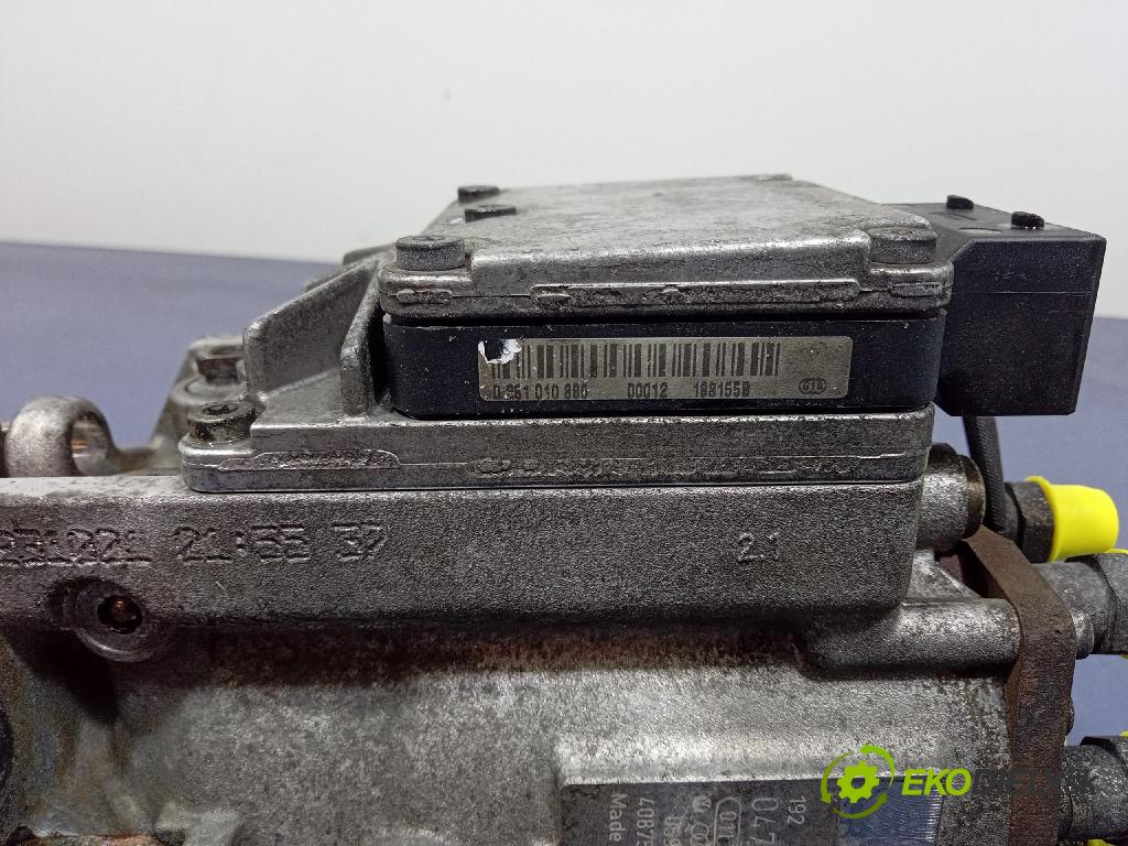 Audi A4 2001 čerpadlo Injekcia: 059130106J