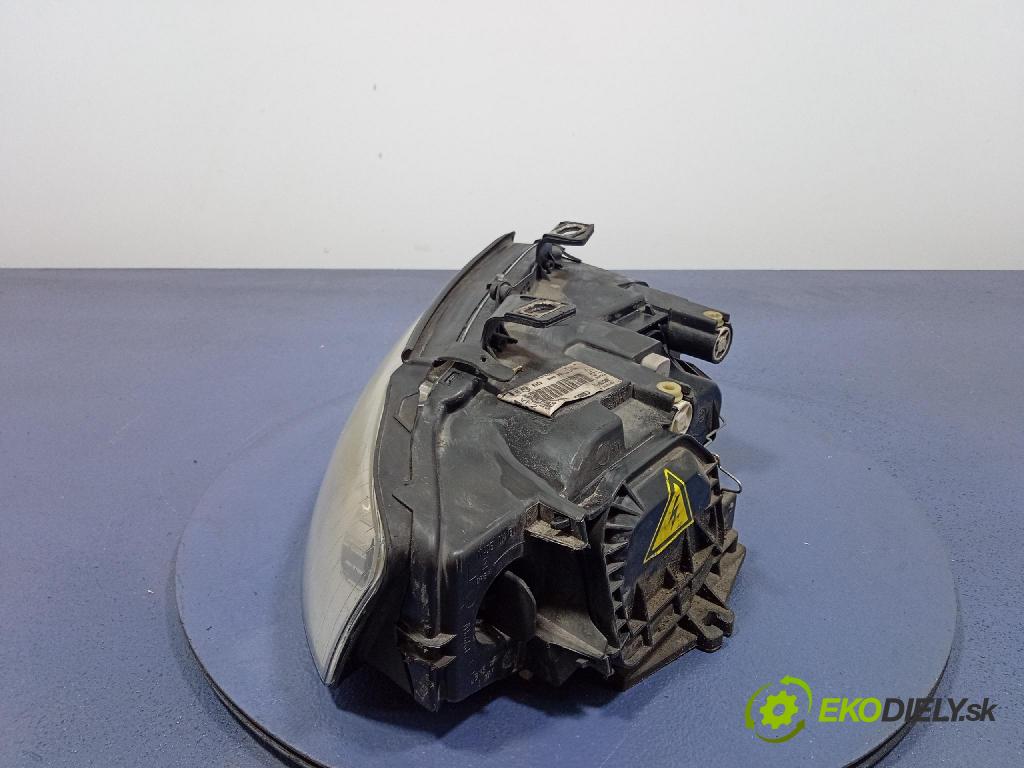 Audi A4 2001 Reflektor: Vľavo: 8E0941003S