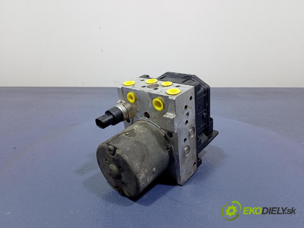 Audi A4 2001 čerpadlo ABS x 8E0614517