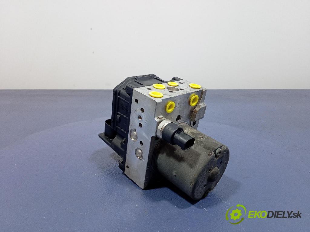 Audi A4 2001 čerpadlo ABS x 8E0614517