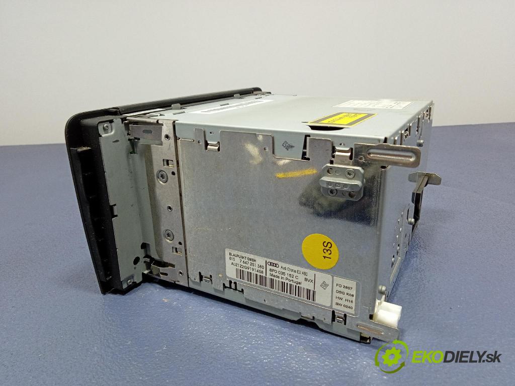 Audi A3 2007 Radio I Navigácia: 8P0035152C